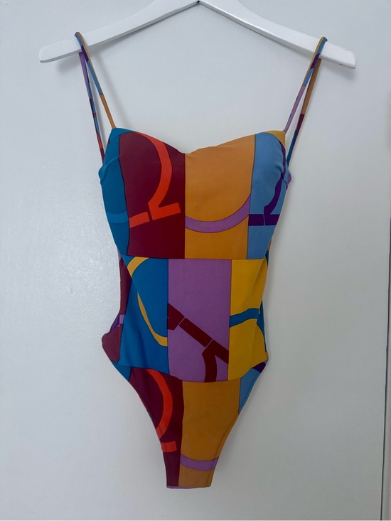 Salvatore Ferragamo Other - Salvatore Ferragamo Logo Print One-piece with iconic Gancini logo US6